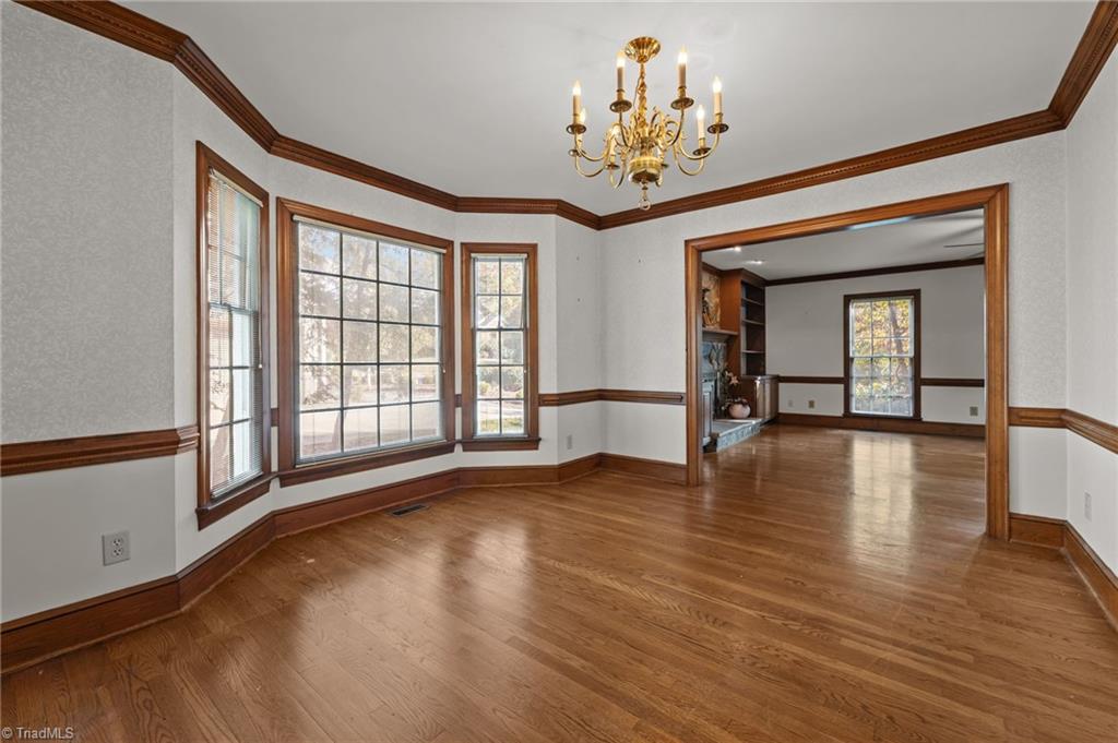 3502 Crosstimbers Drive