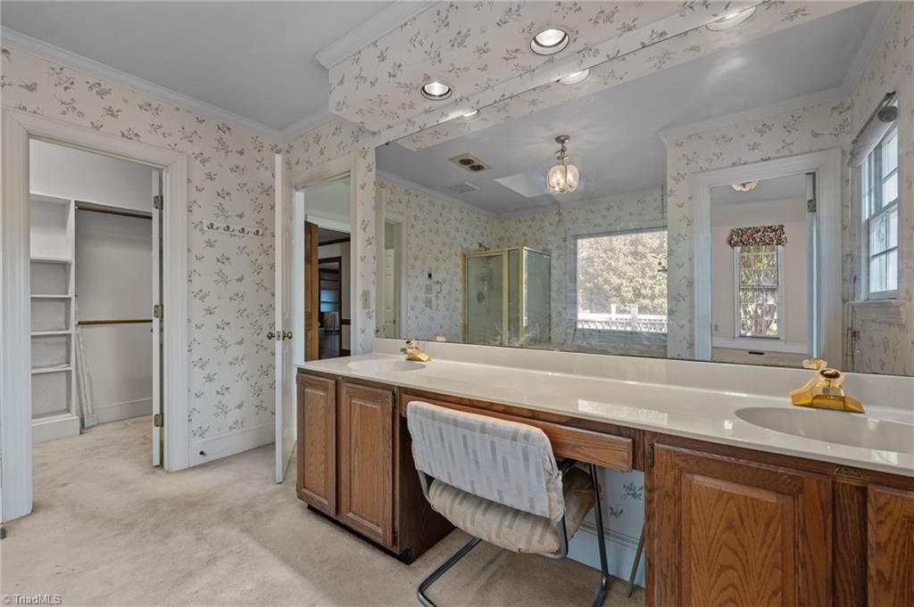 3502 Crosstimbers Drive