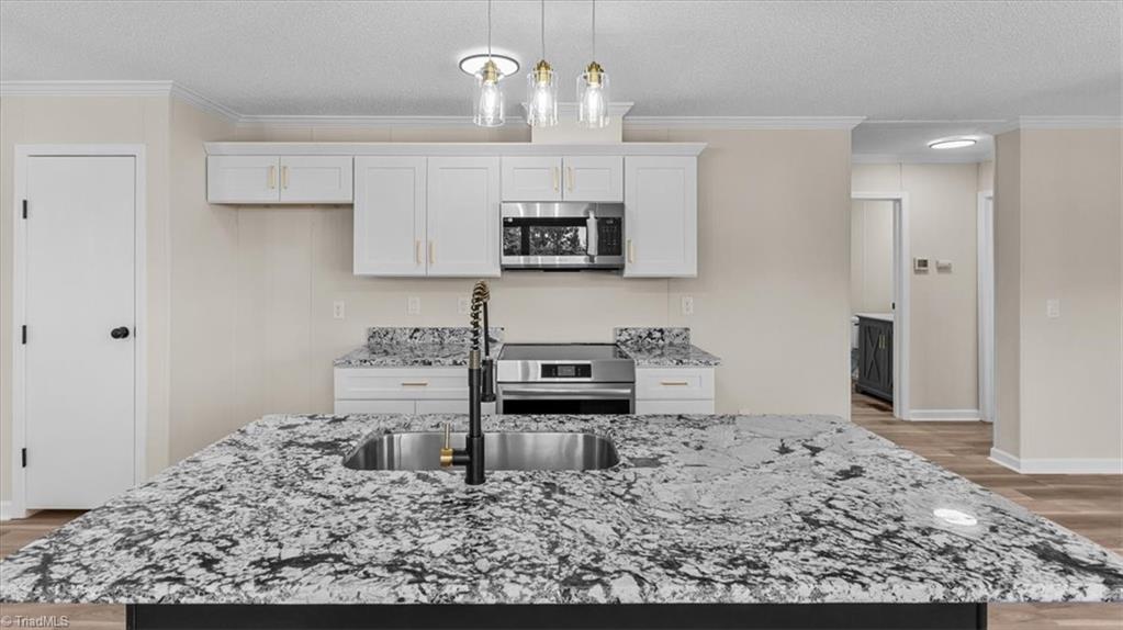 5489 Hitching Post Drive