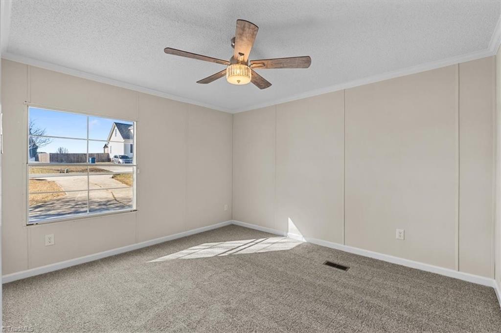 5489 Hitching Post Drive