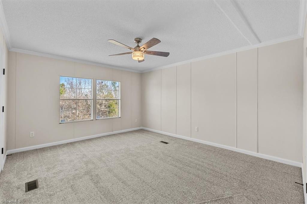 5489 Hitching Post Drive