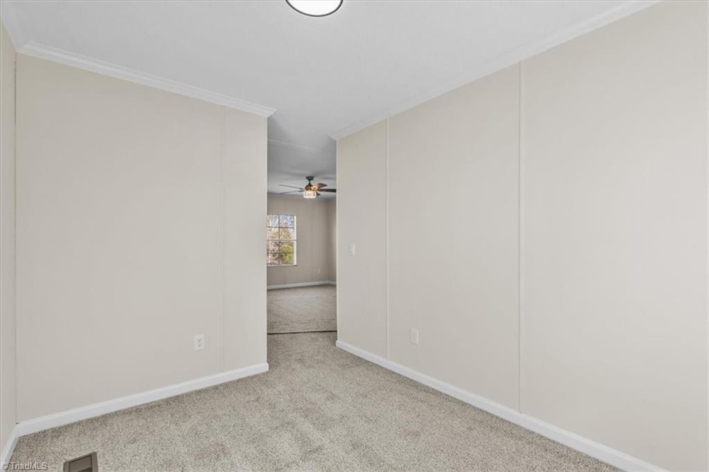 5489 Hitching Post Drive