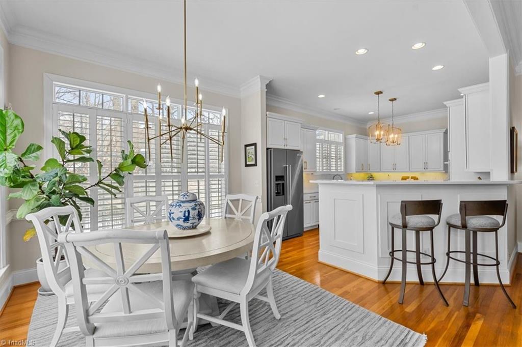 5027 Warm Springs Point