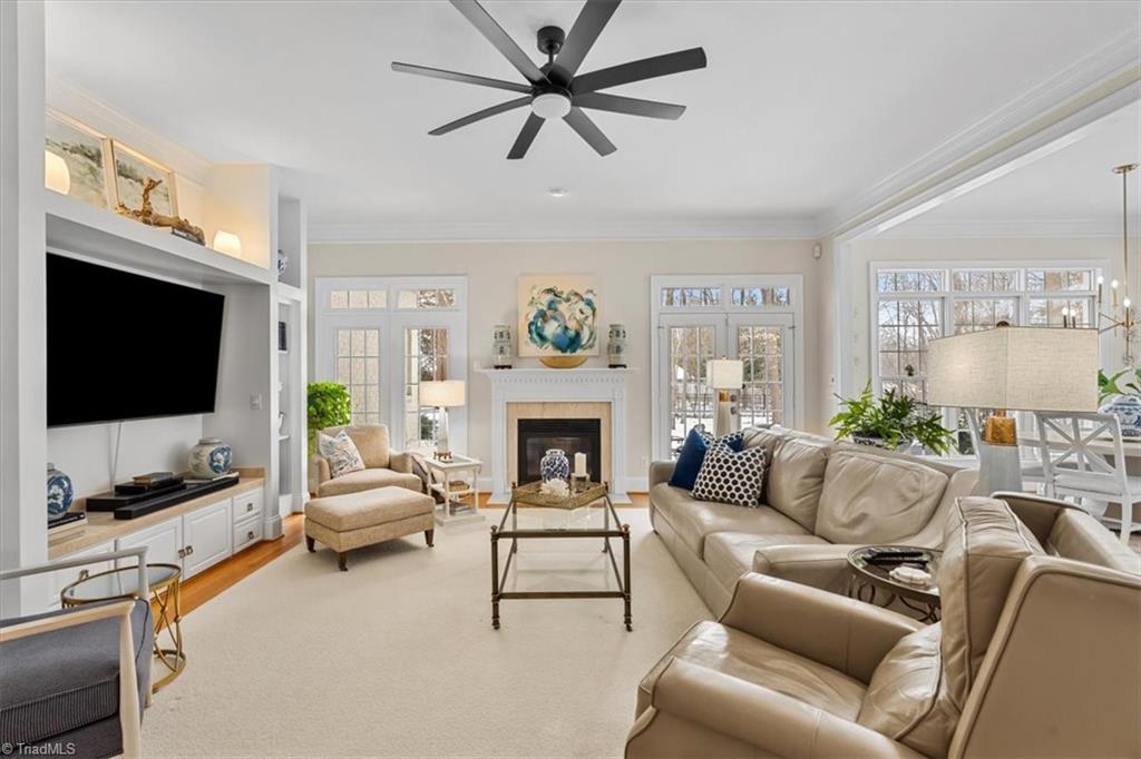 5027 Warm Springs Point