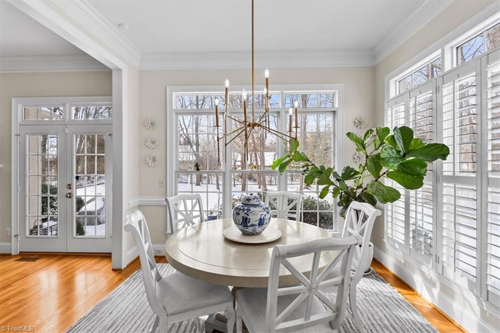 5027 Warm Springs Point