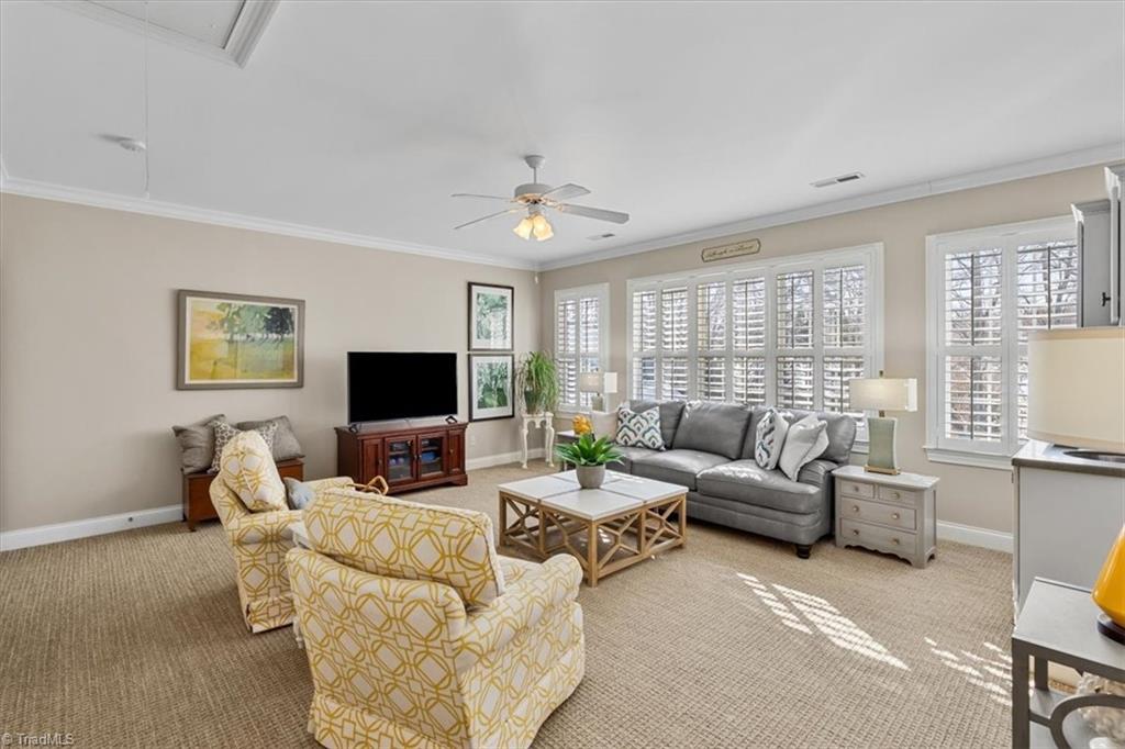 5027 Warm Springs Point