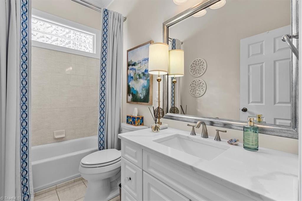 5027 Warm Springs Point