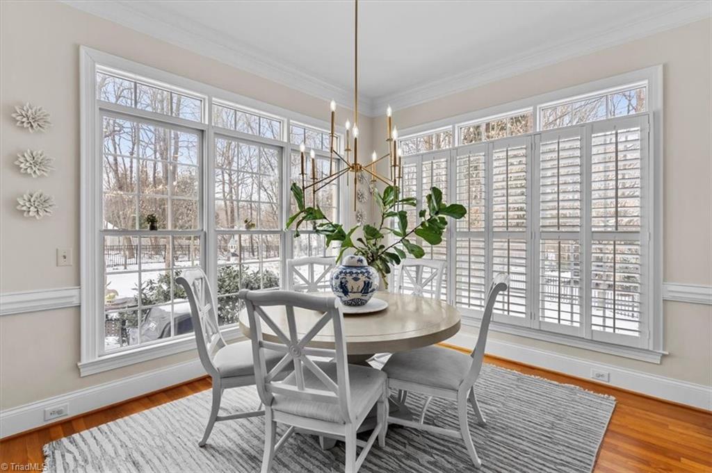 5027 Warm Springs Point