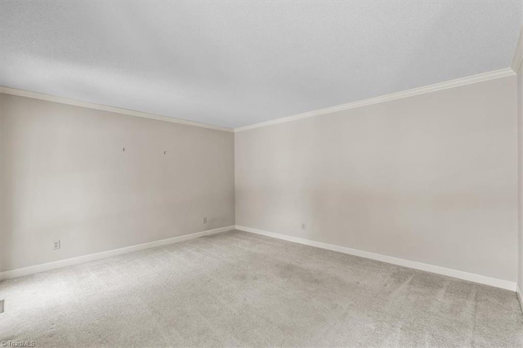 1616 Heathcliff Road