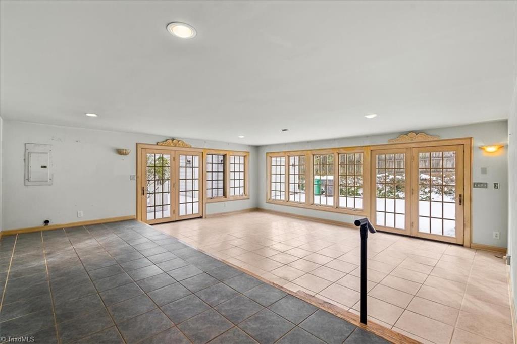 1616 Heathcliff Road