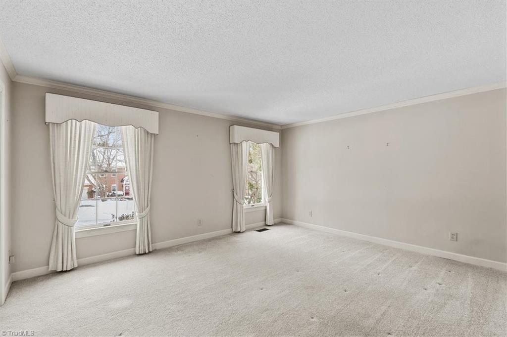 1616 Heathcliff Road