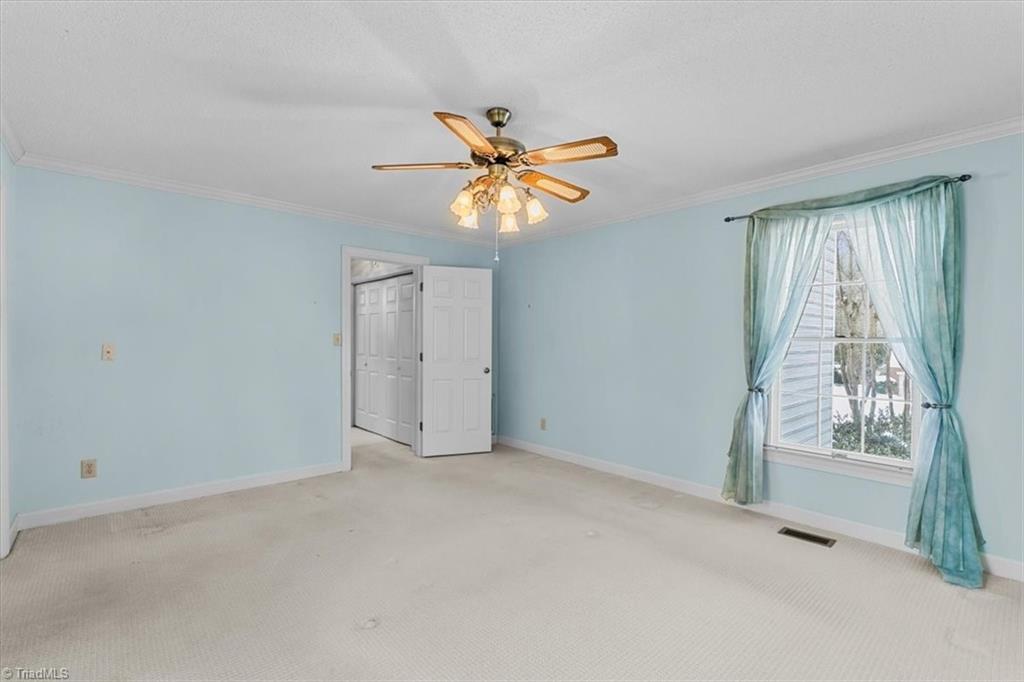 1616 Heathcliff Road