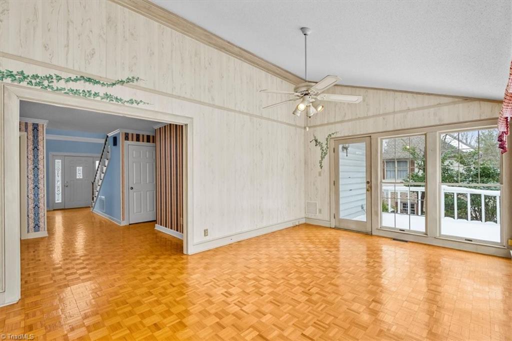 1616 Heathcliff Road