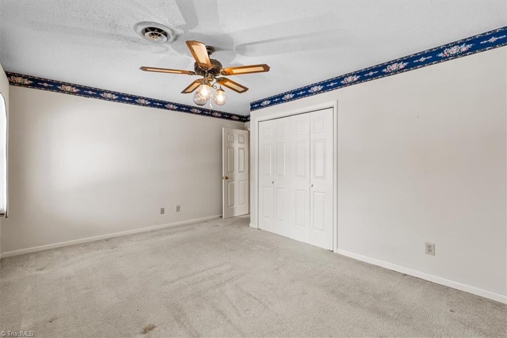 1616 Heathcliff Road