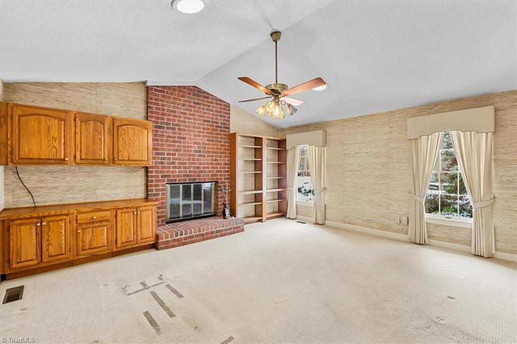 1616 Heathcliff Road