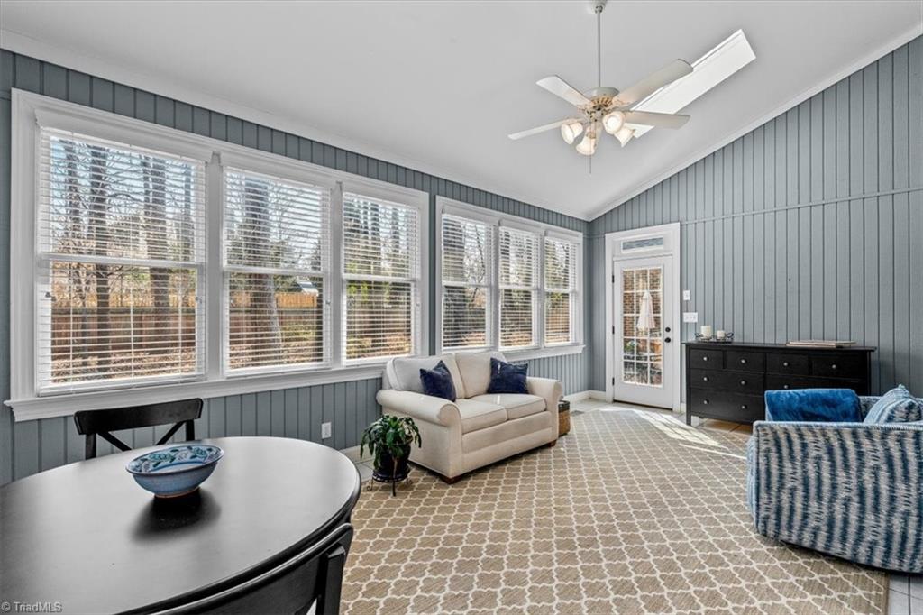 4102 Westmount Drive