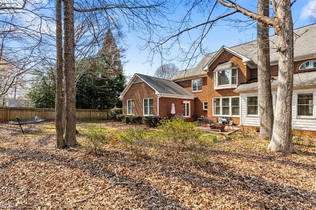 4102 Westmount Drive