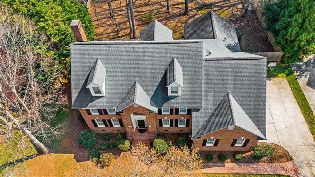 4102 Westmount Drive