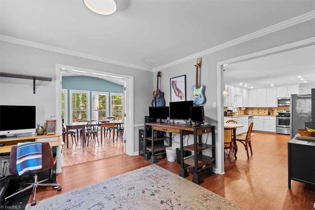 3502 Smoketree Drive