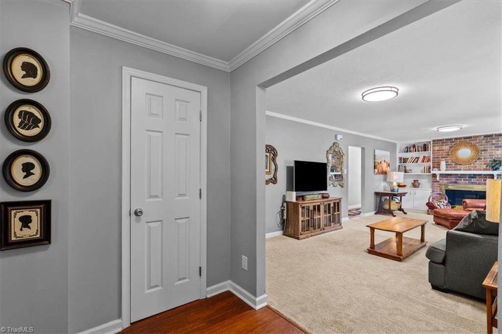 3502 Smoketree Drive