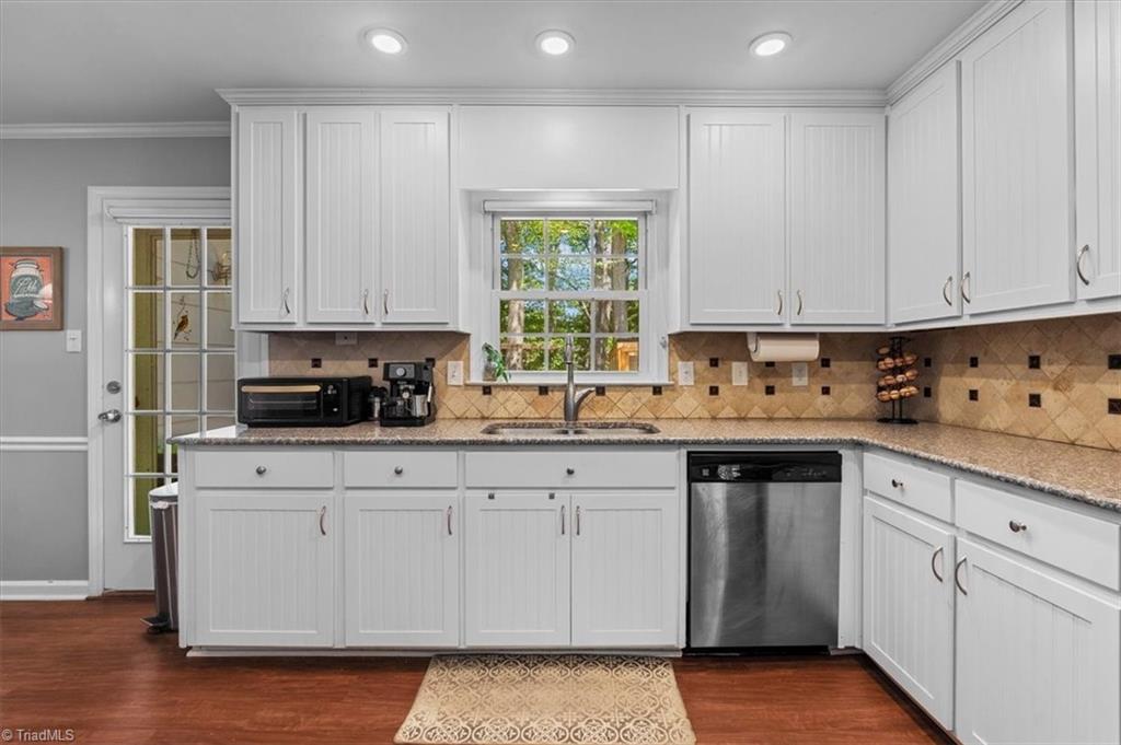 3502 Smoketree Drive