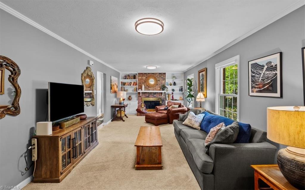 3502 Smoketree Drive