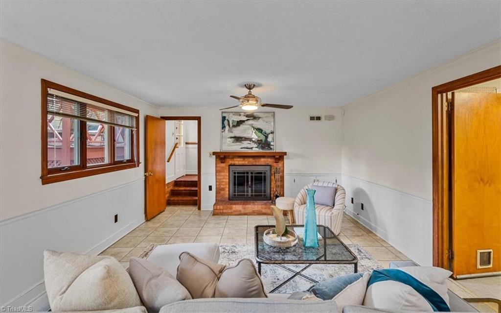 3505 Fox Place