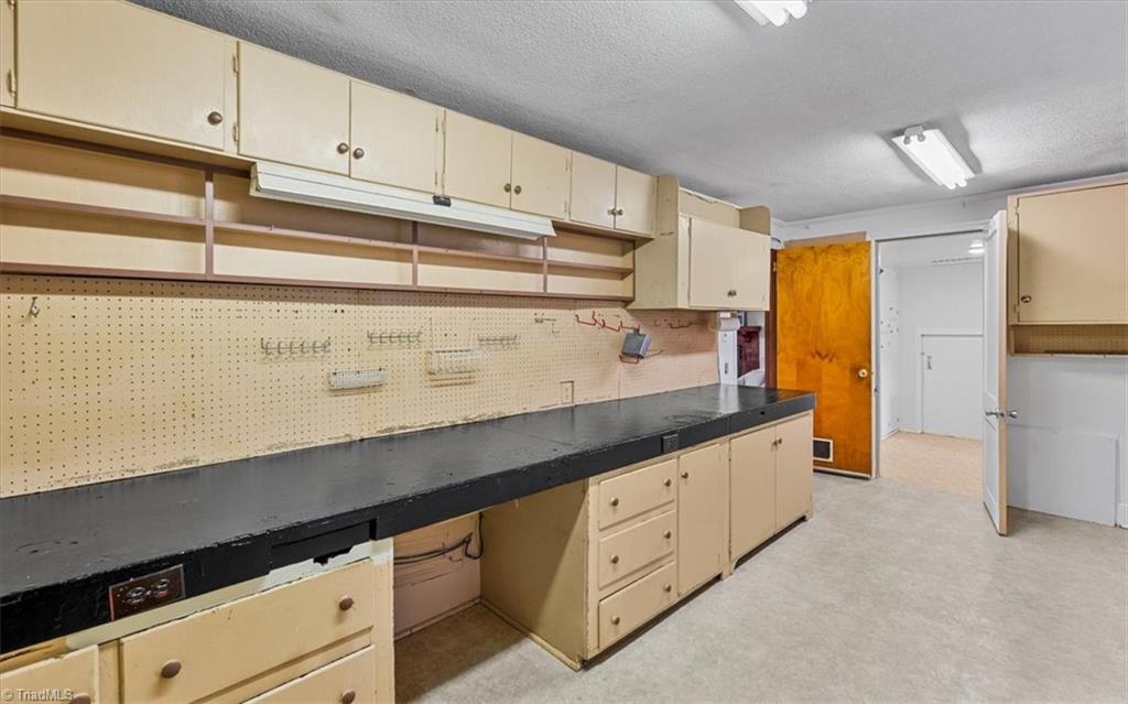 3505 Fox Place