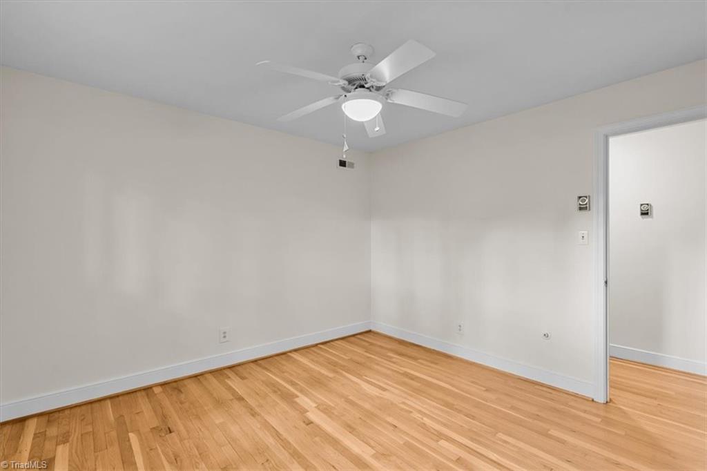 3505 Fox Place