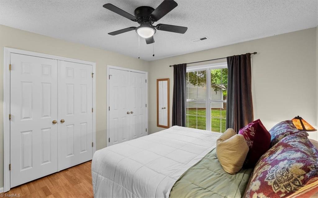 8 Mansfield Circle