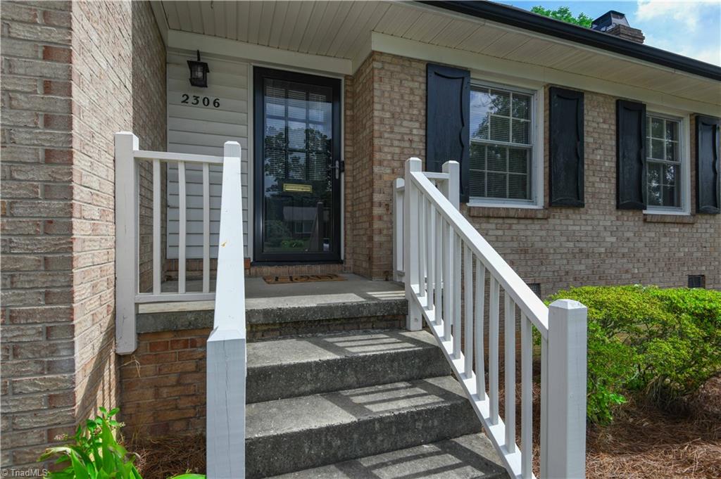 2306 Cherokee Drive