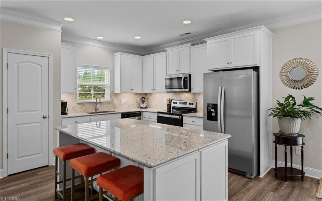 5617 Marblehead Drive