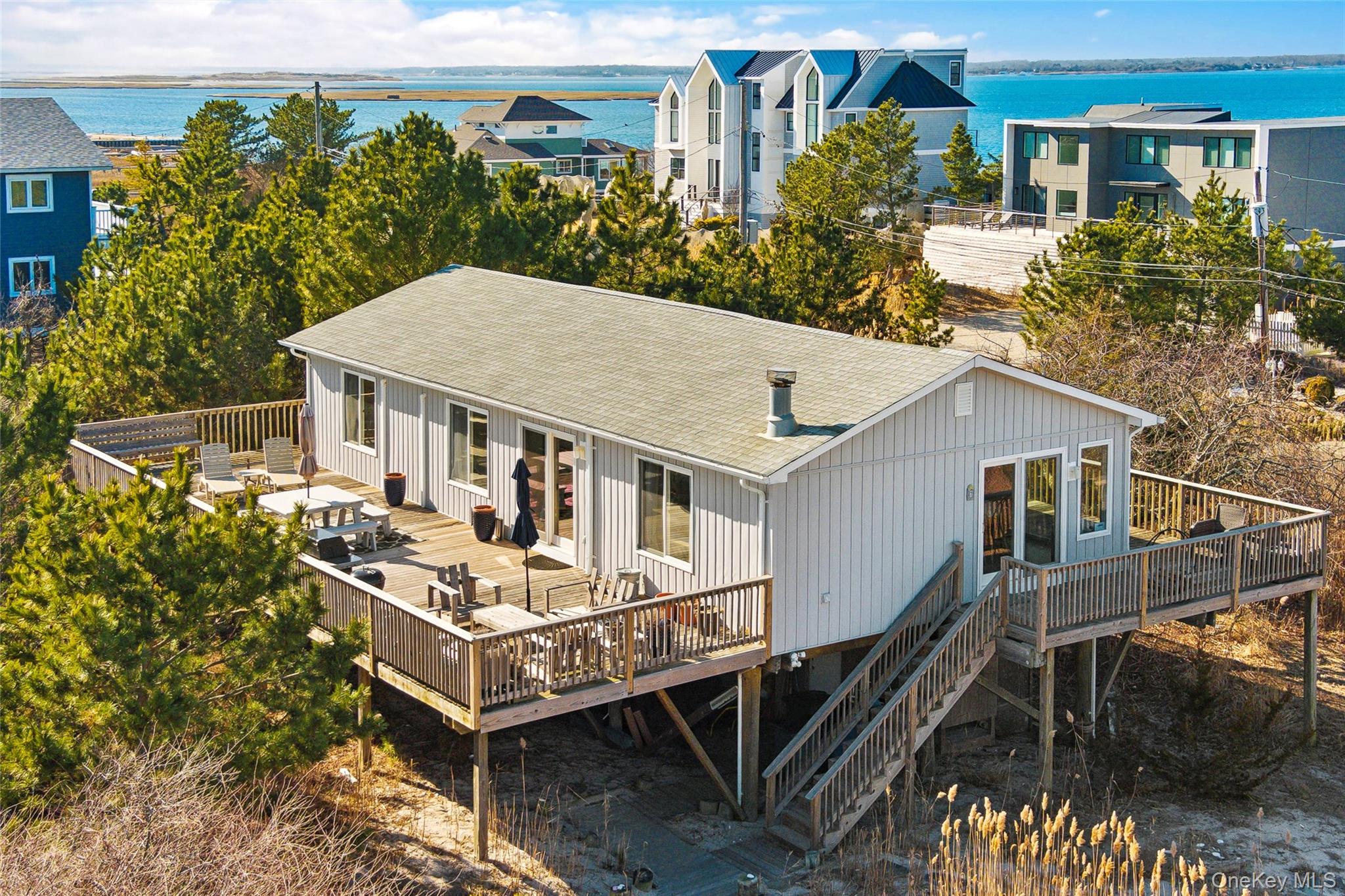 7 Cove Lane