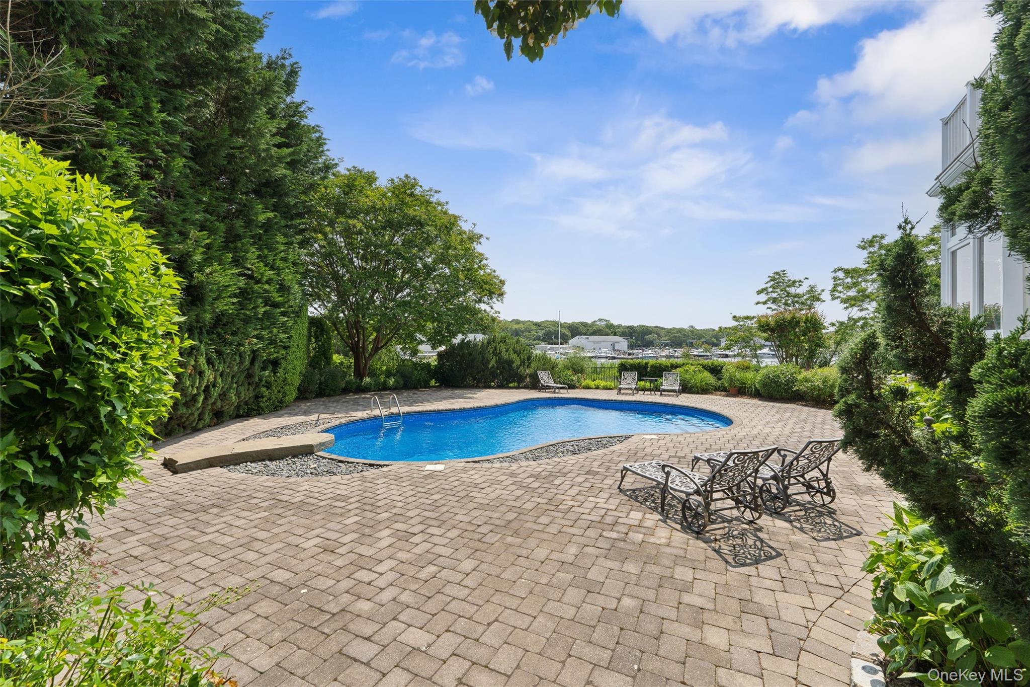40 Overlook Drive