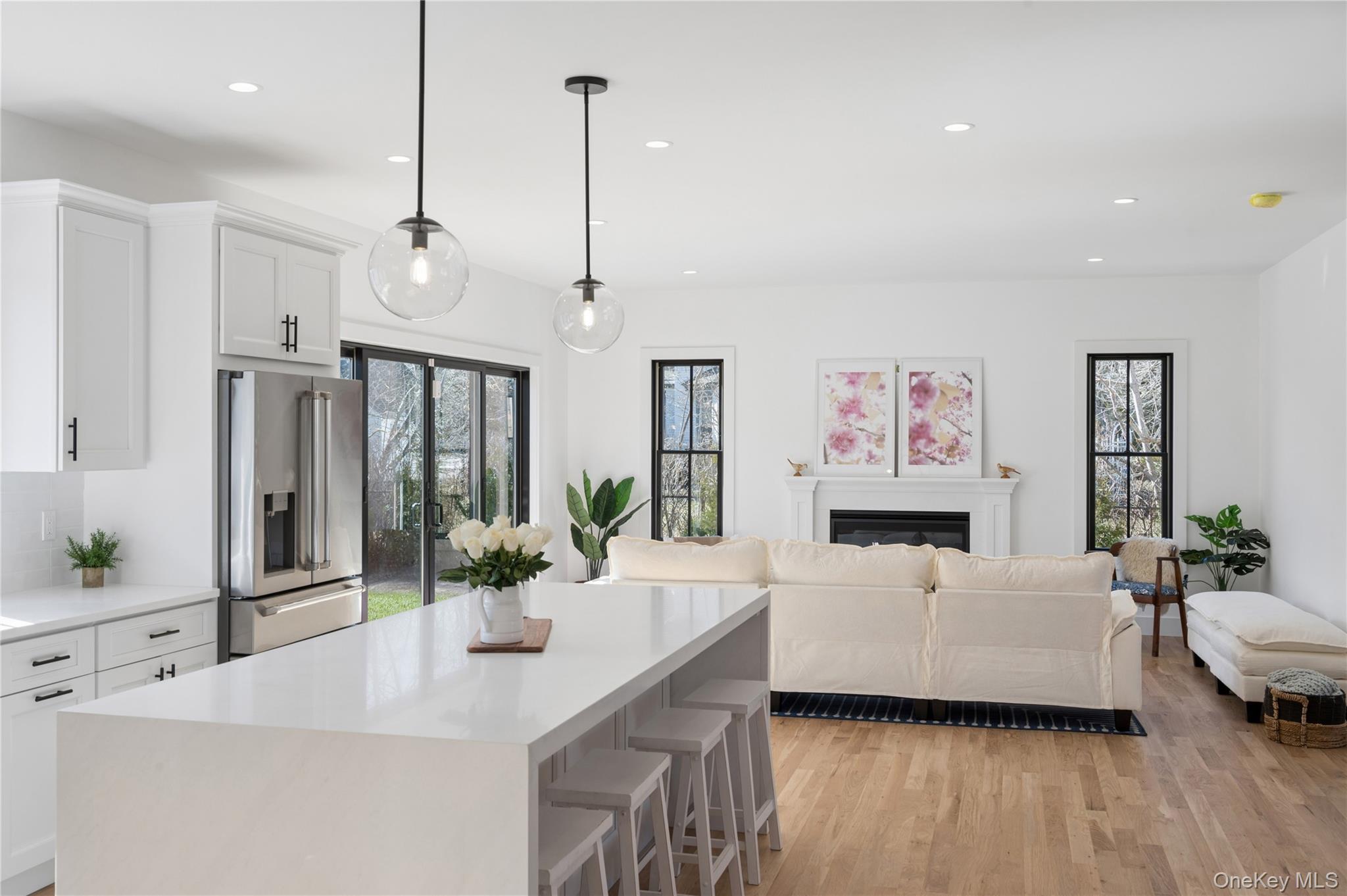 14 Bay Avenue