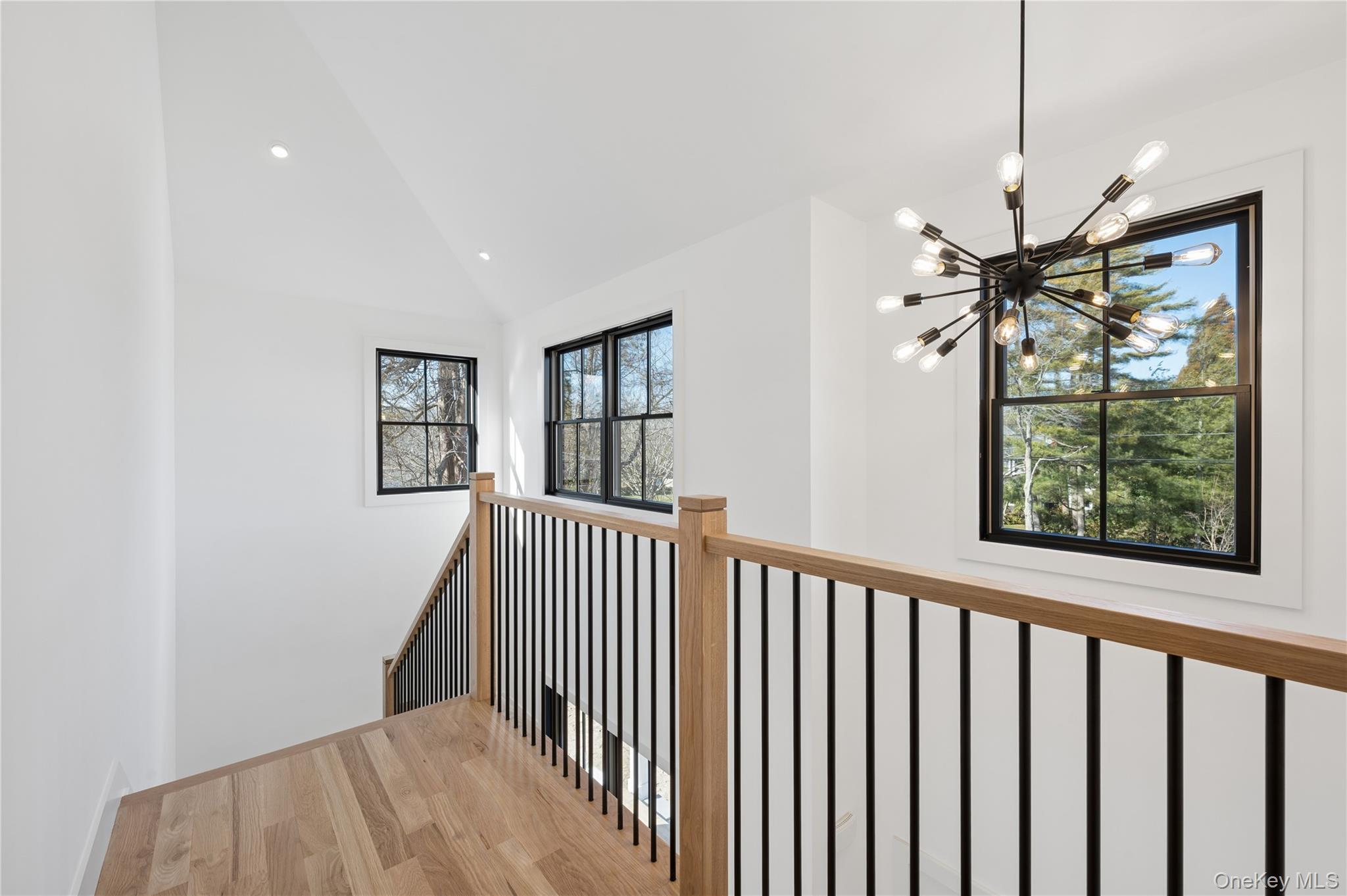 14 Bay Avenue