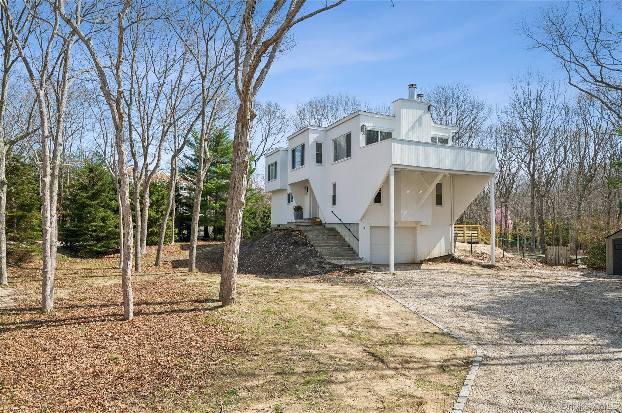 14 Old Trail Road