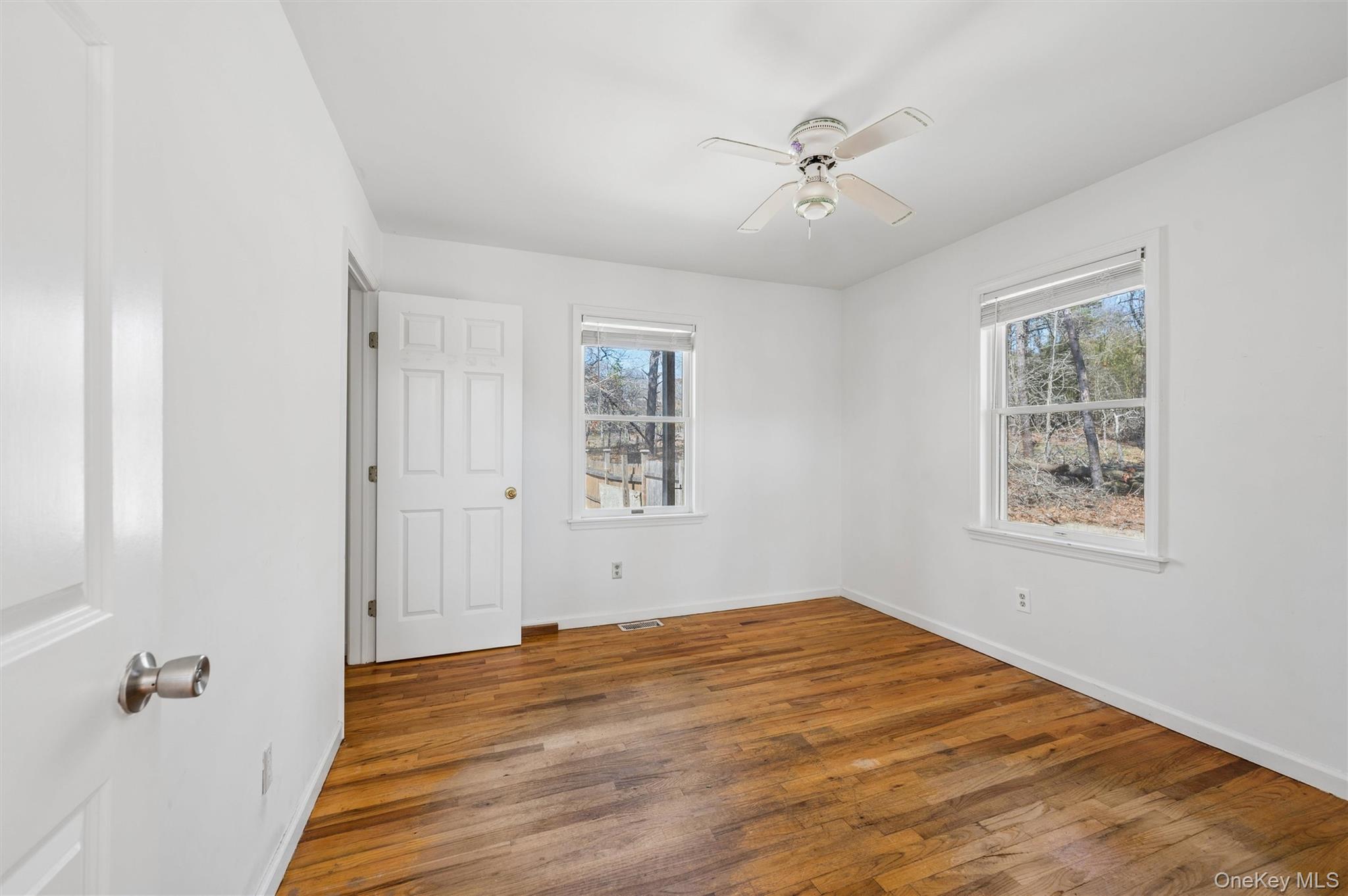 221 E Montauk Highway
