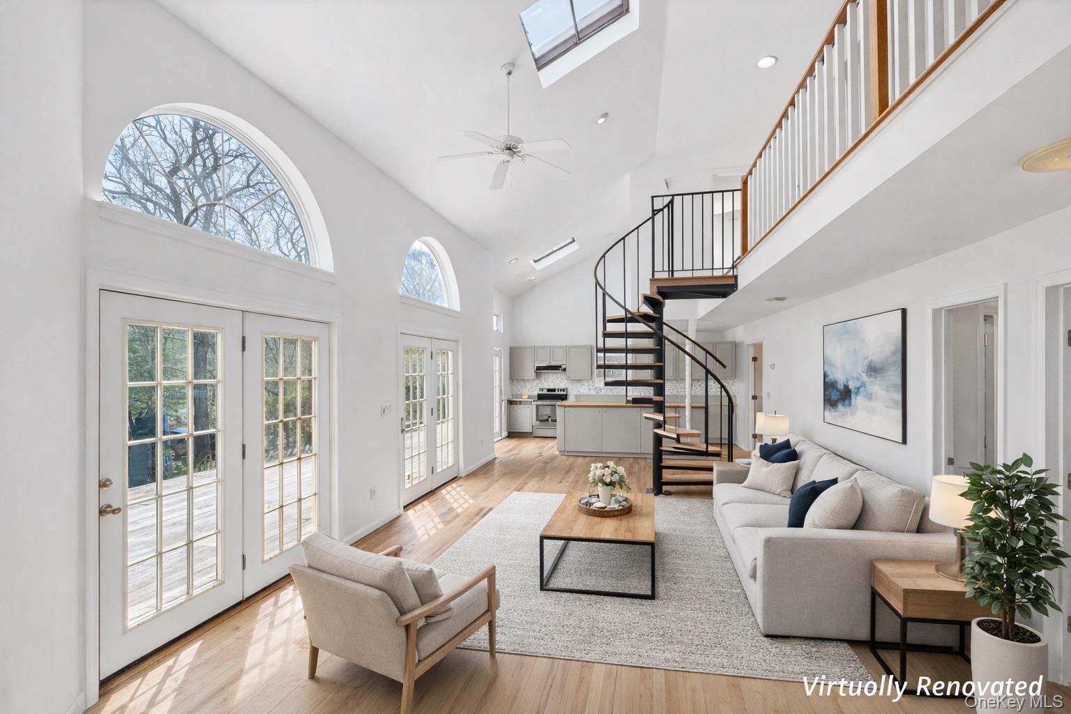 221 E Montauk Highway