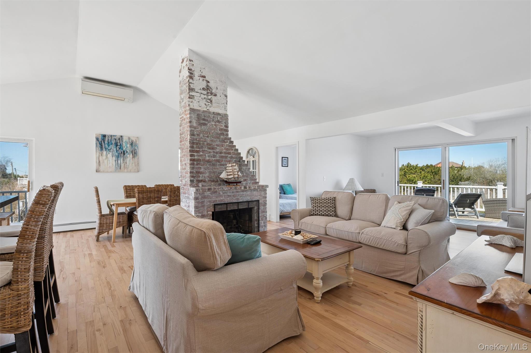 898 Dune Road