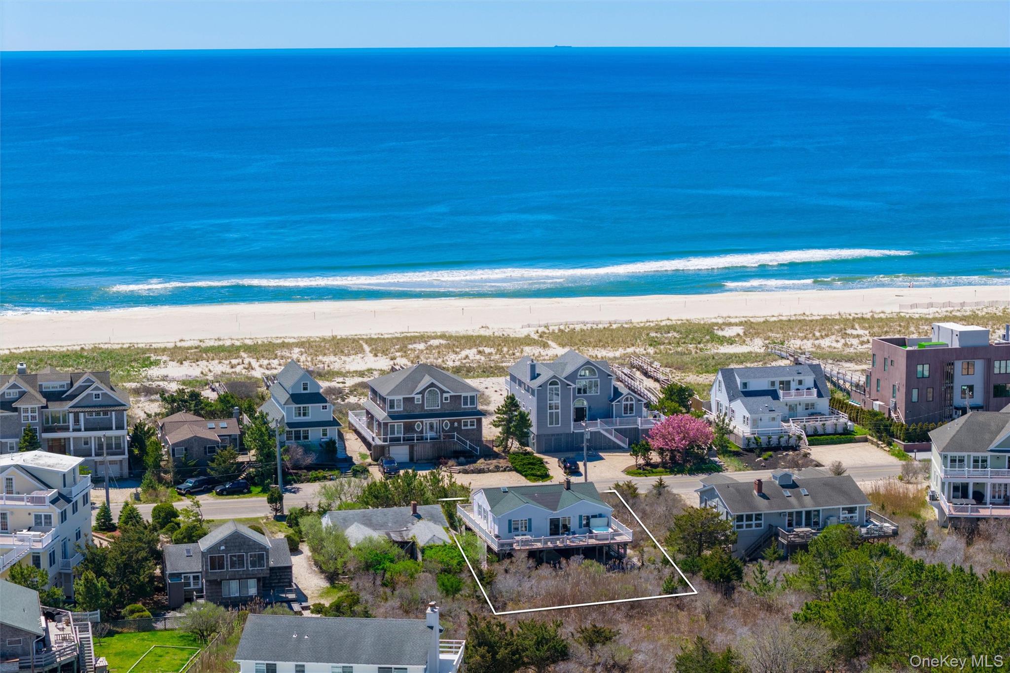 898 Dune Road