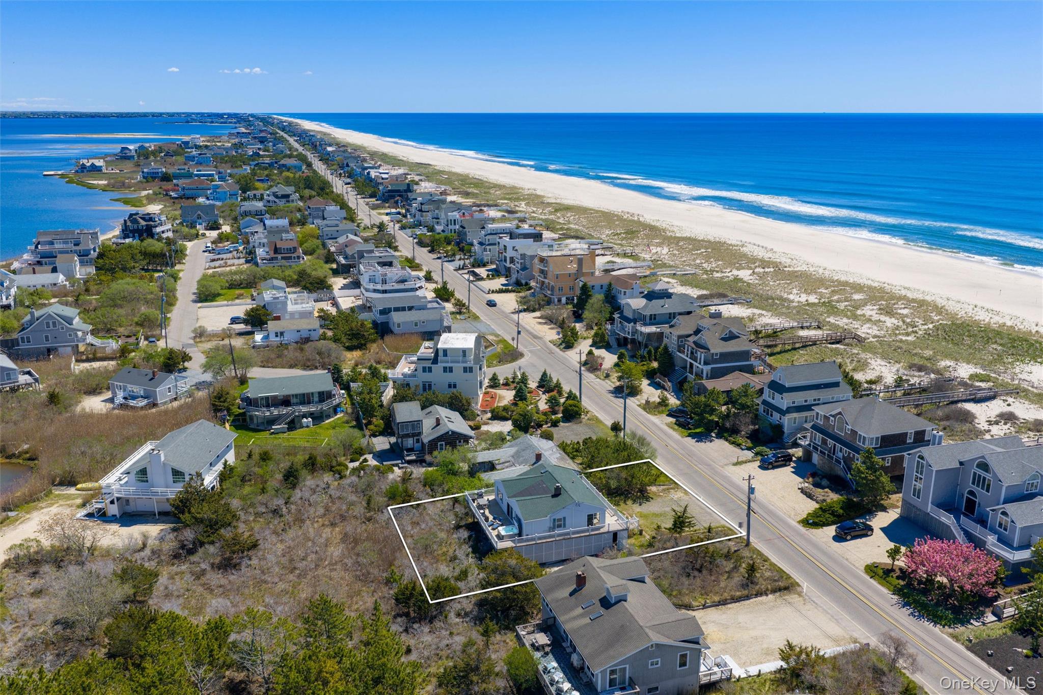 898 Dune Road