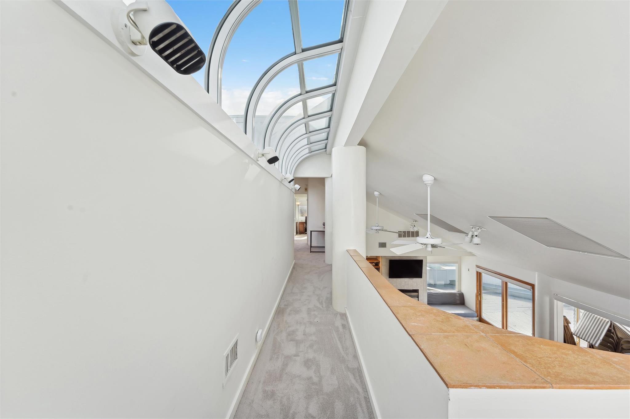 11 Watersedge Ct