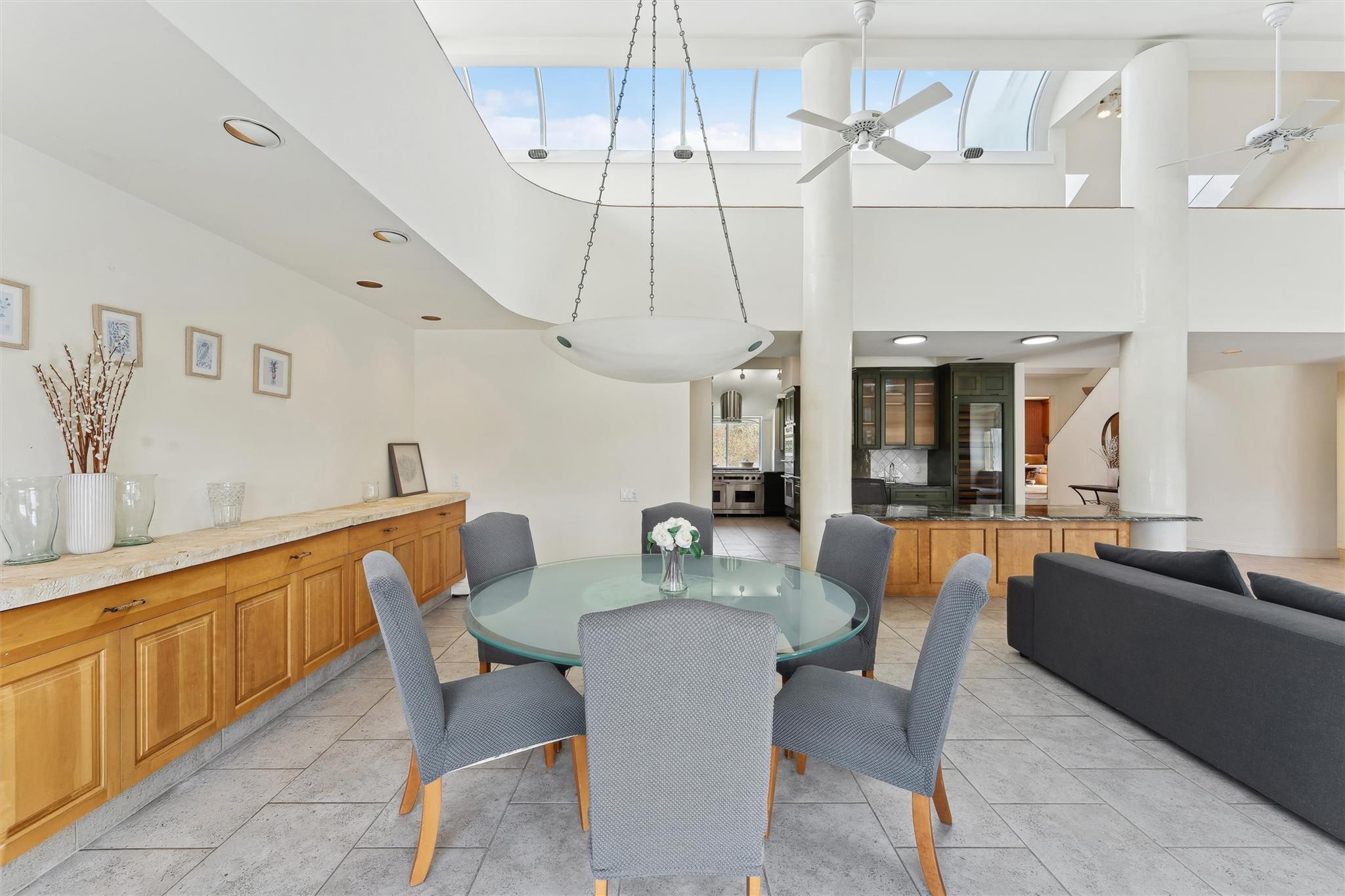 11 Watersedge Ct