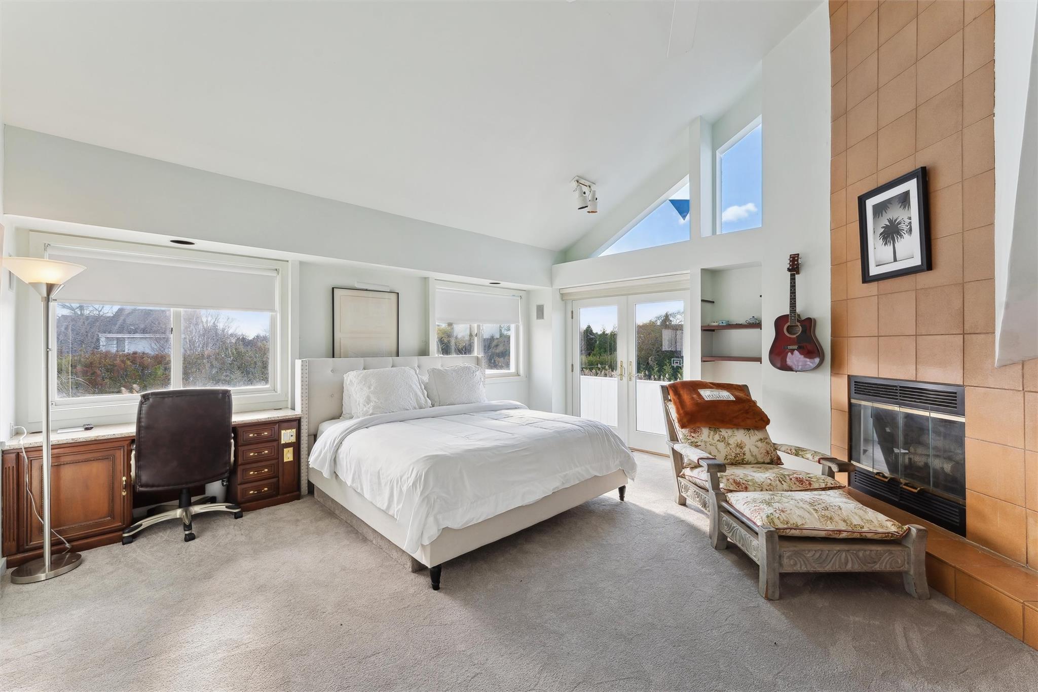 11 Watersedge Ct