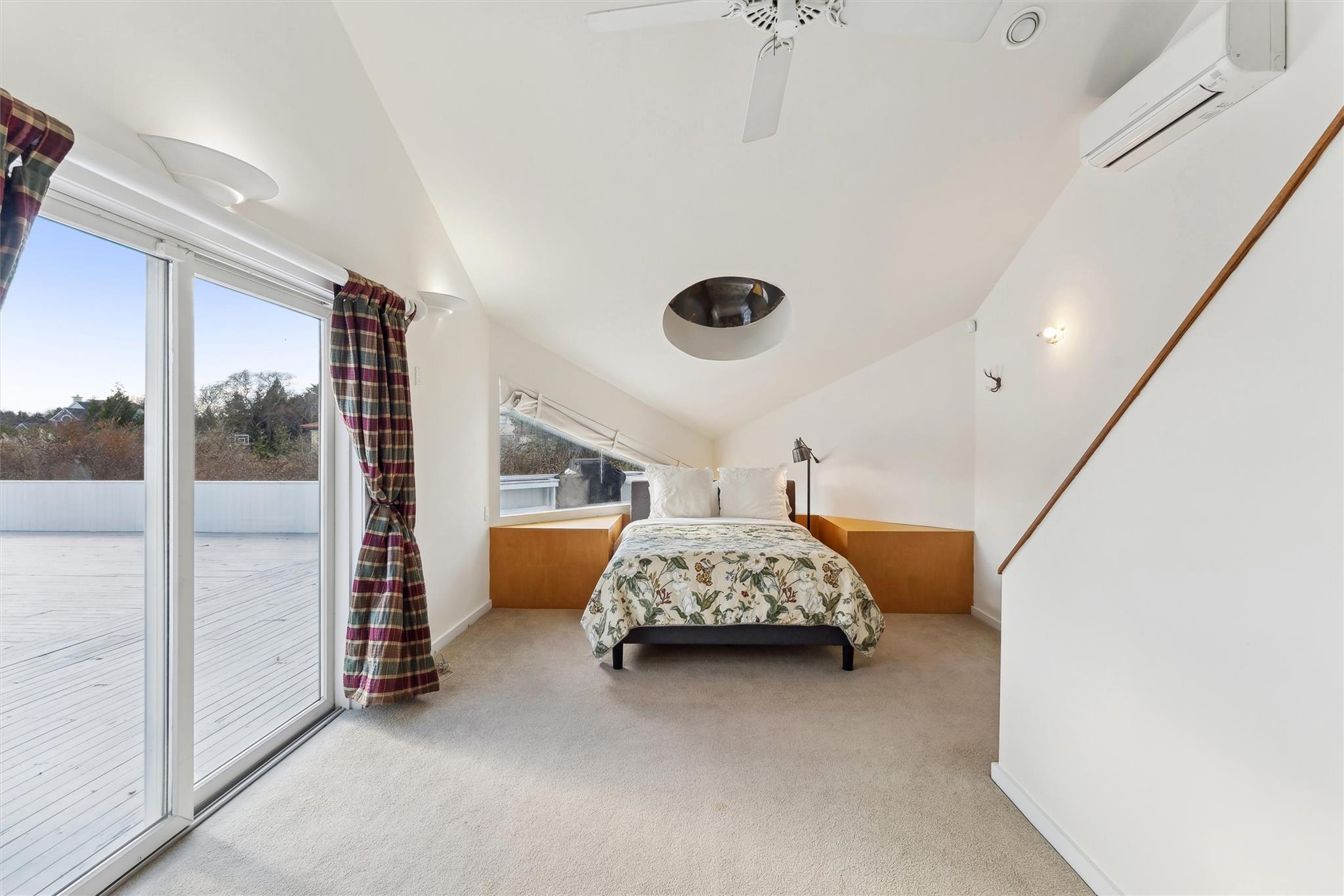 11 Watersedge Ct