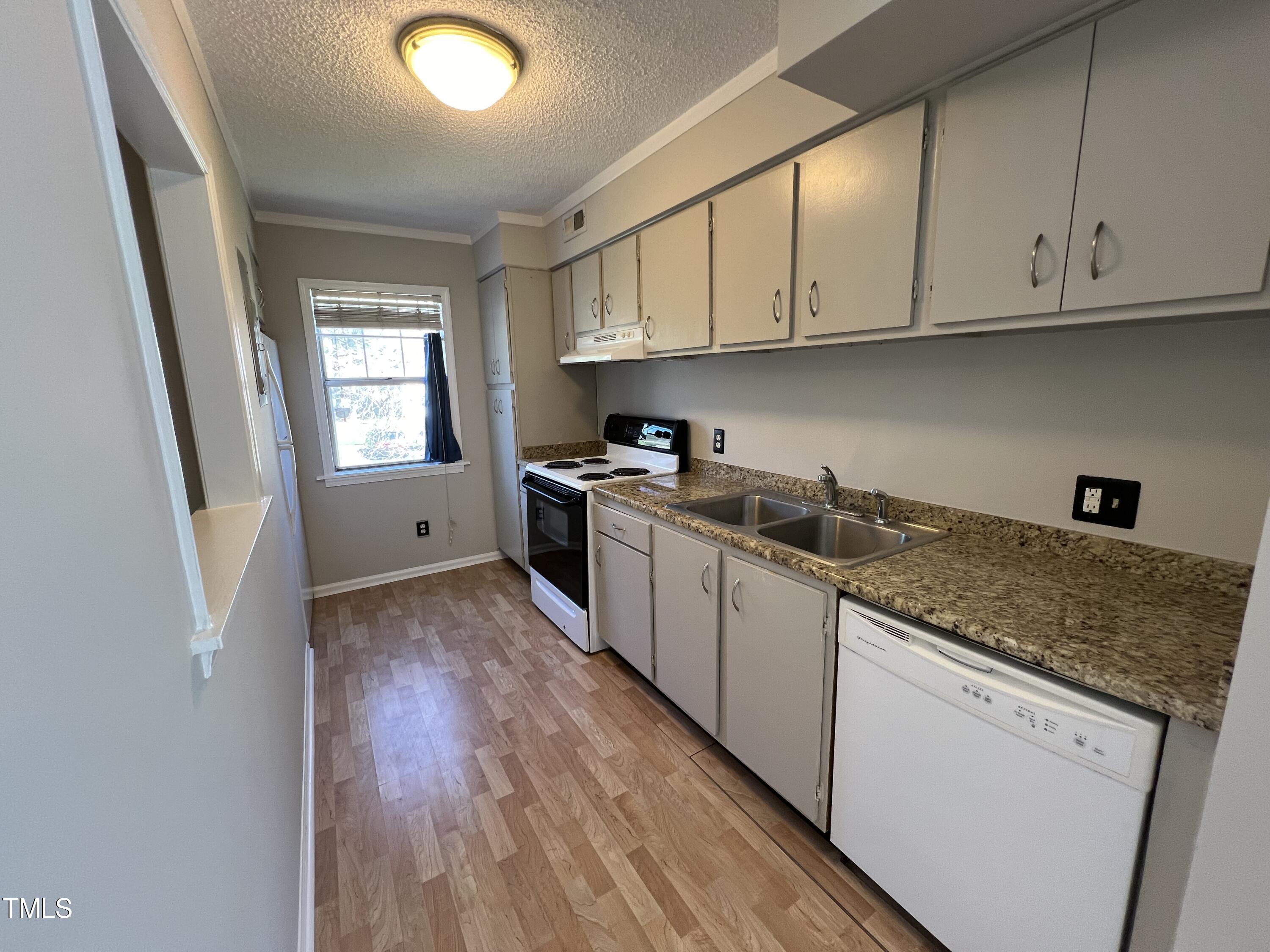 129 Schultz Street
