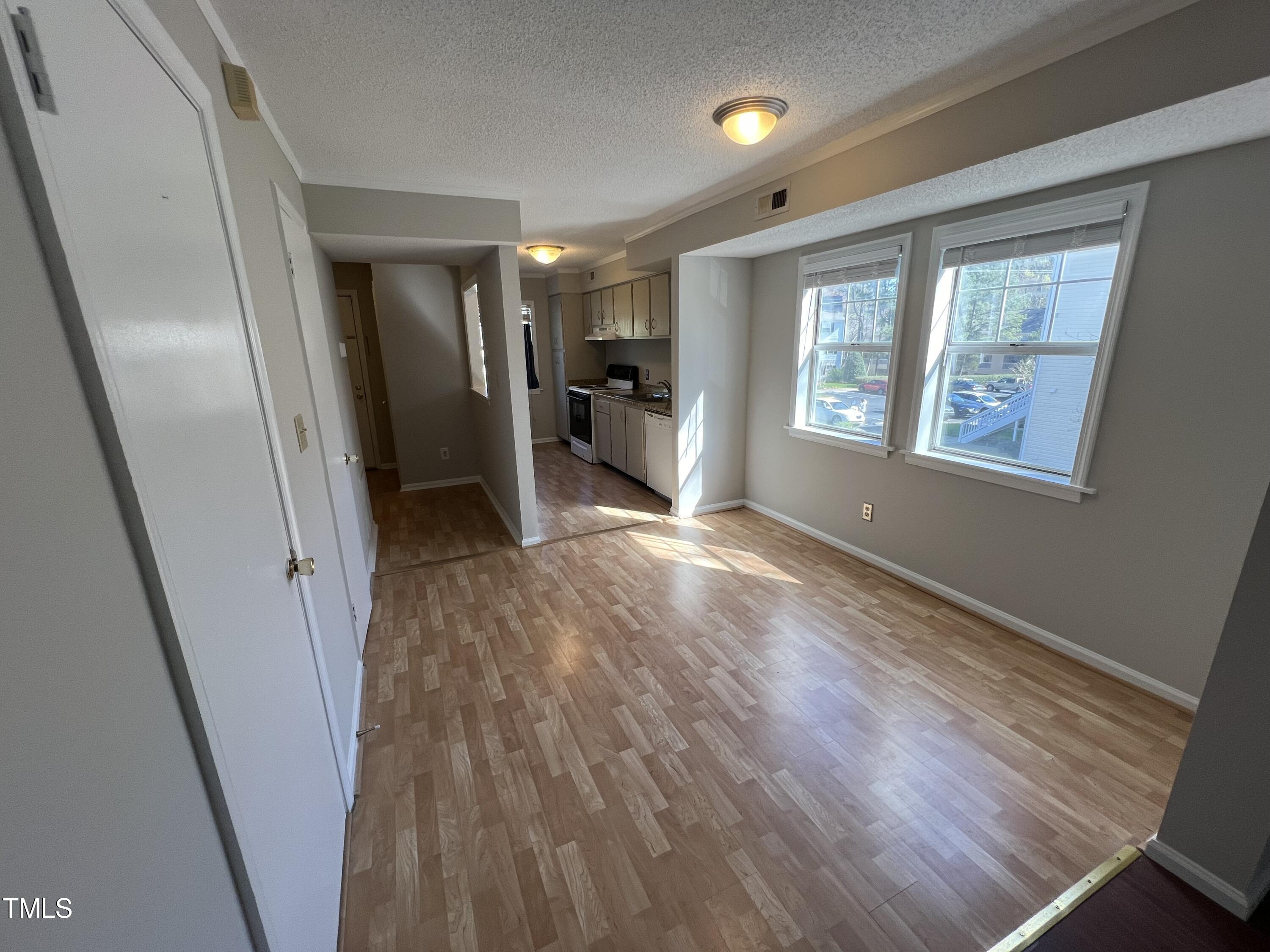 129 Schultz Street