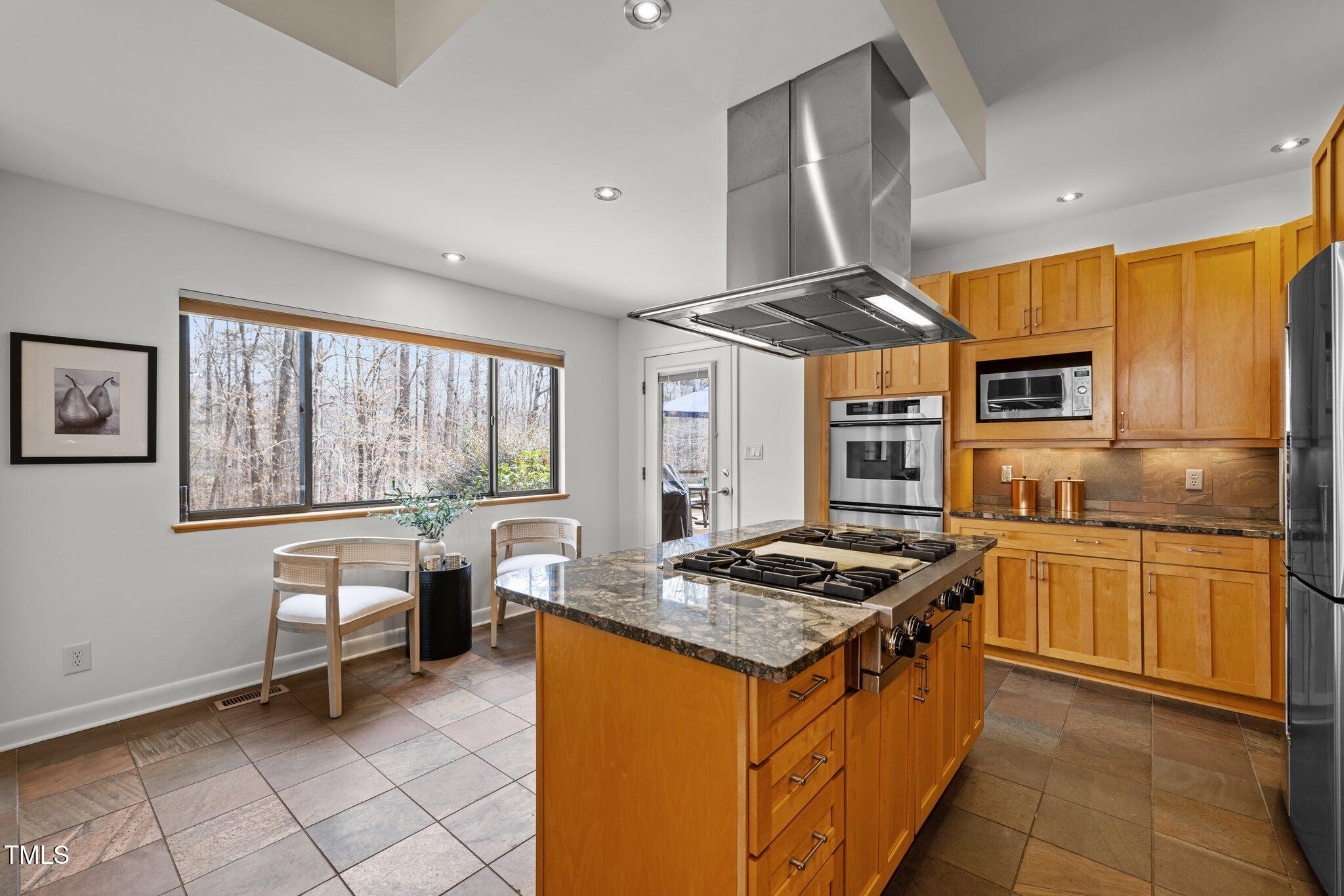 1011 Oxbow Crossing Road