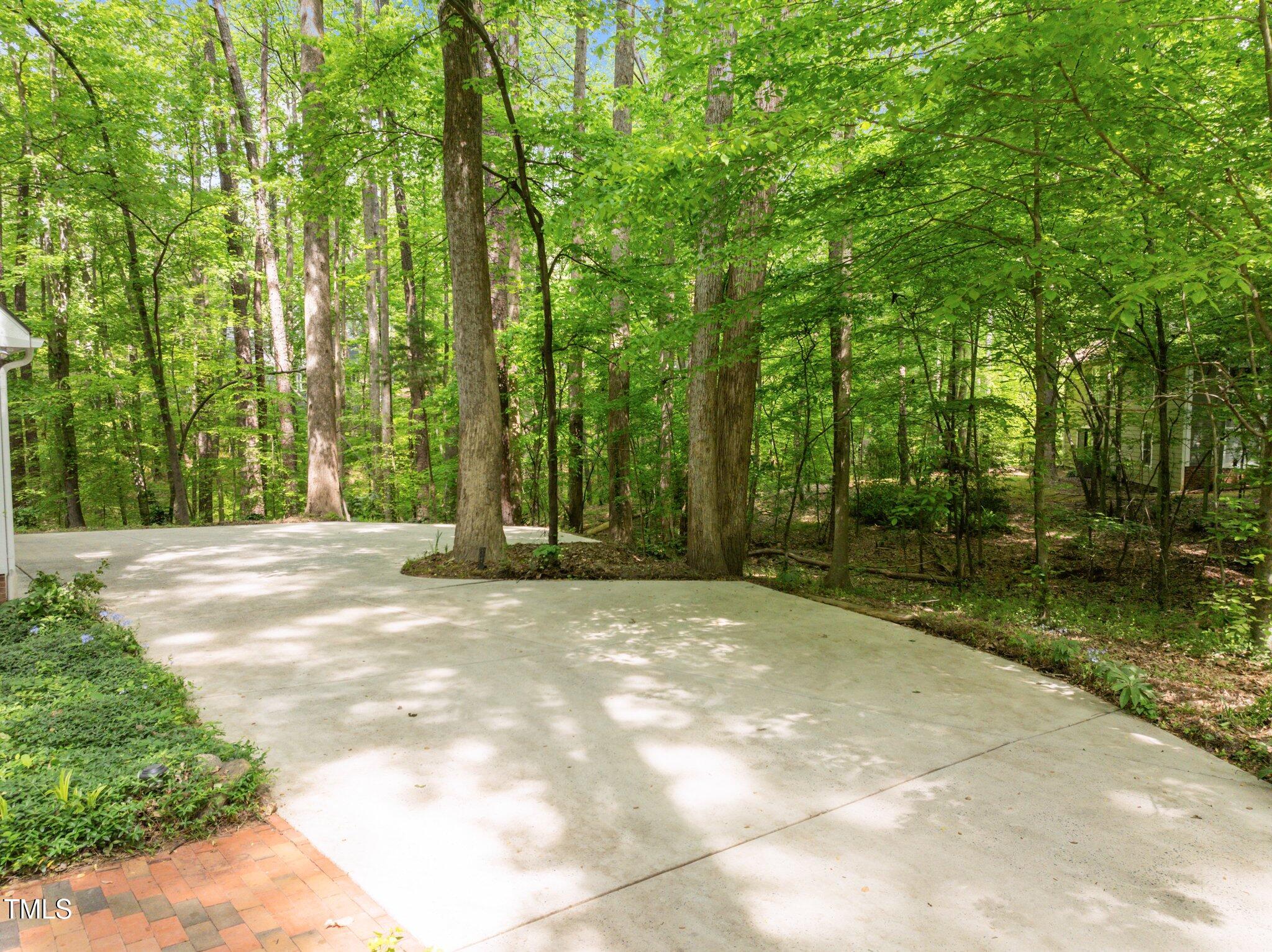 608 Valen Court